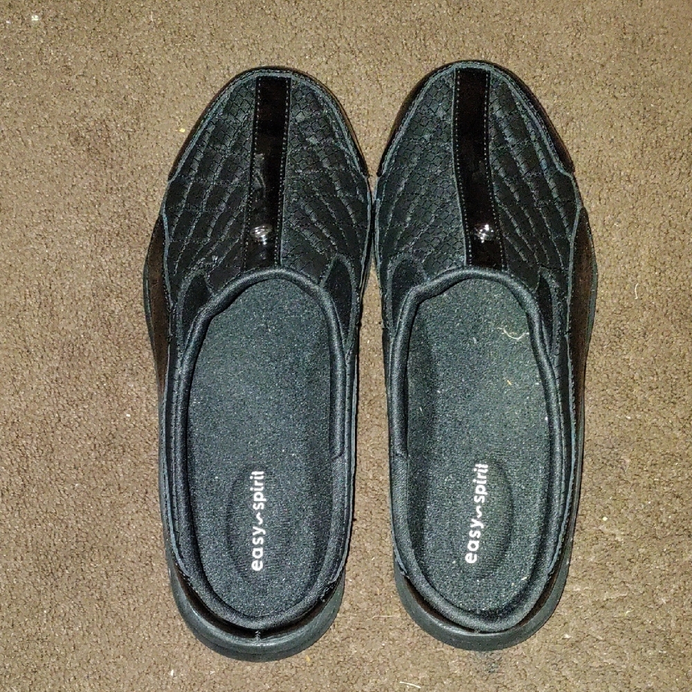 Easy Spirit Black Quilted Slip-On Loafers